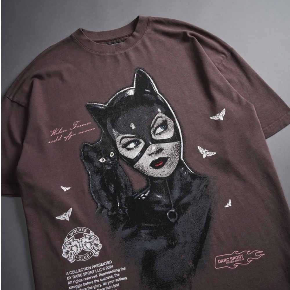 Darc sport catwoman tee XS